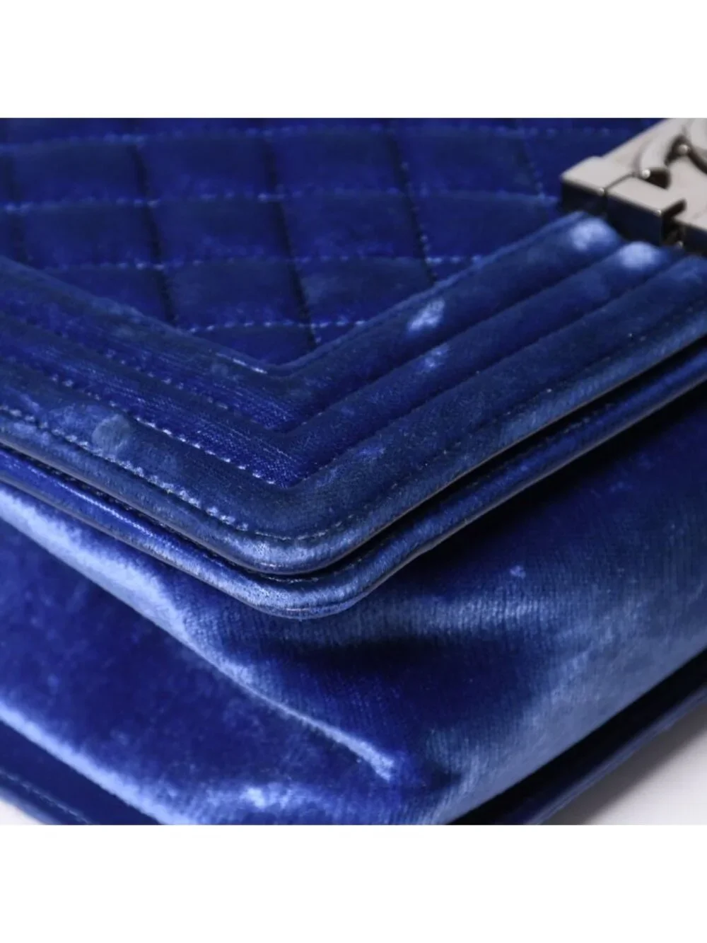 Chanel Boy Chain Shoulder Bag CC Logo Velvet Leather Blue